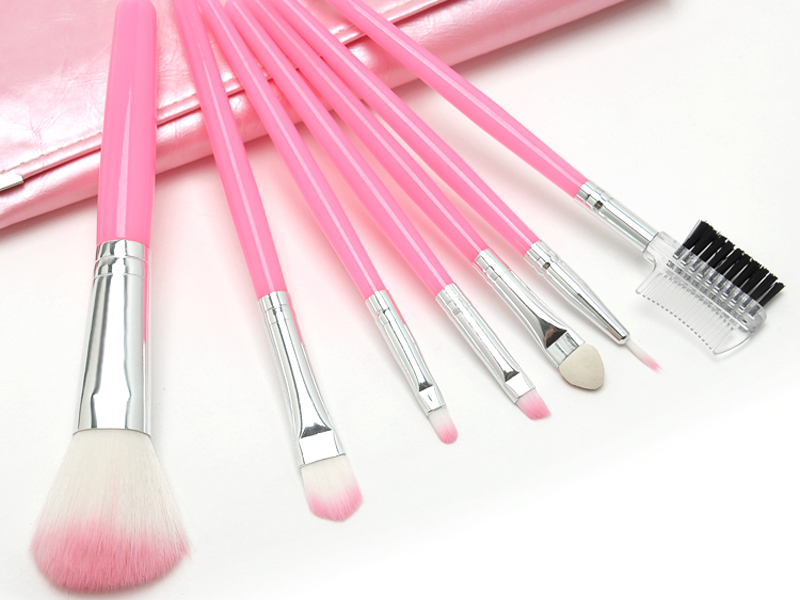 Så smart som du, vet du vilka makeup -borst är bra?